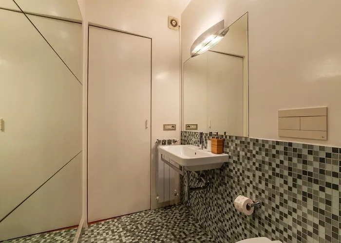 Frezza 39b - Fromehometorome Apartment Rome