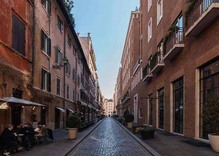 Frezza 39b - Fromehometorome Apartment *