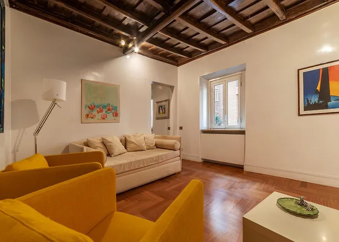 Apartment Frezza 39b - Fromehometorome Rome